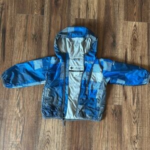 2T Columbia rain jacket lightly used